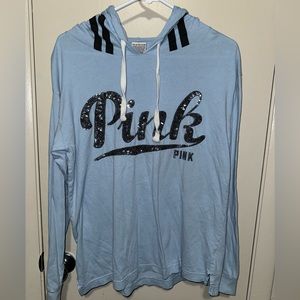 Women’s XS hooded shirt